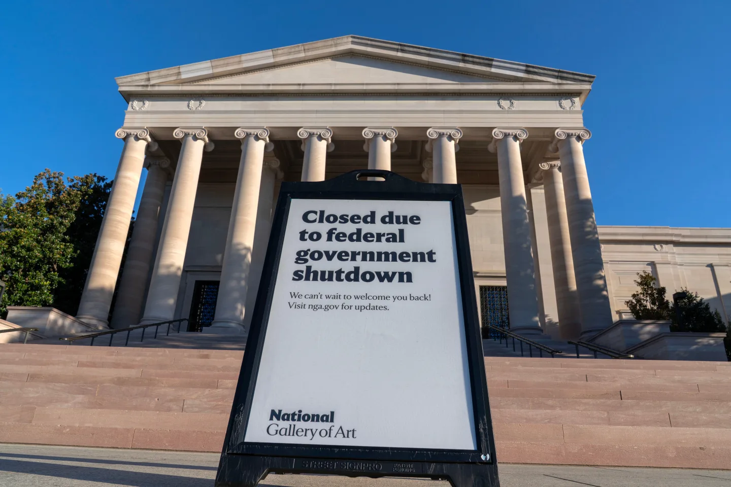 Federal Government Shutdown Looms as Lawmakers Face Off