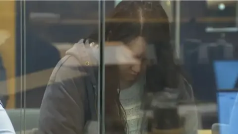 Life Sentence for New Zealand Mother in 'Suitcase Murders'