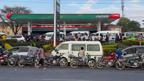 Fuel Shortage Dominates Malawi's Election Climate