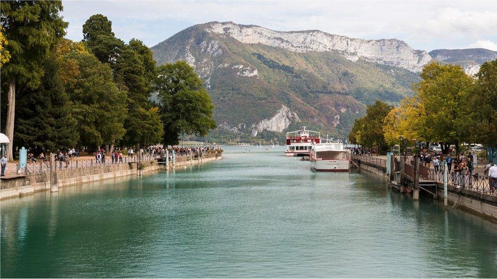 Lake Discovery Offers New Clue in 2012 French Murder Mystery