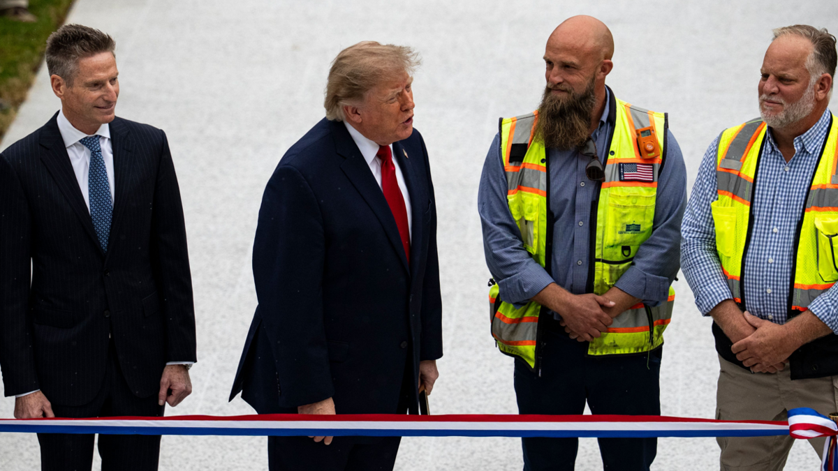 White House Pool Standoff Cuts Trump’s Helipad Ribbon‑Cutting Live Video