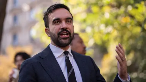 Trump Expresses Reluctance to Fund NYC if Mamdani Wins Mayoral Race