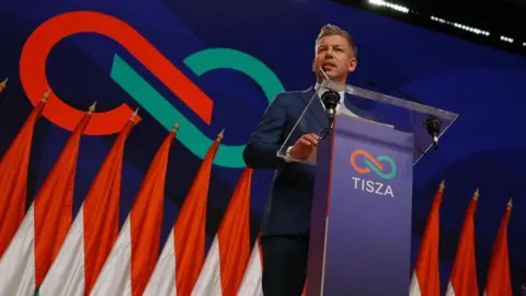 New Hungarian PM Péter Magyar Would Speak to Putin, Urges End to Ukraine War