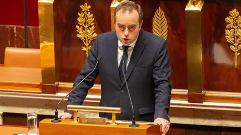 French PM Proposes Suspension of Pension Reforms Amid Political Turmoil