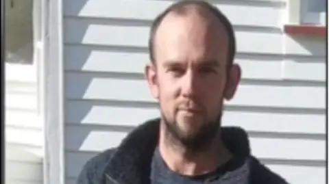 Tragic End: New Zealand Father Shot by Police After Years on the Run with Children