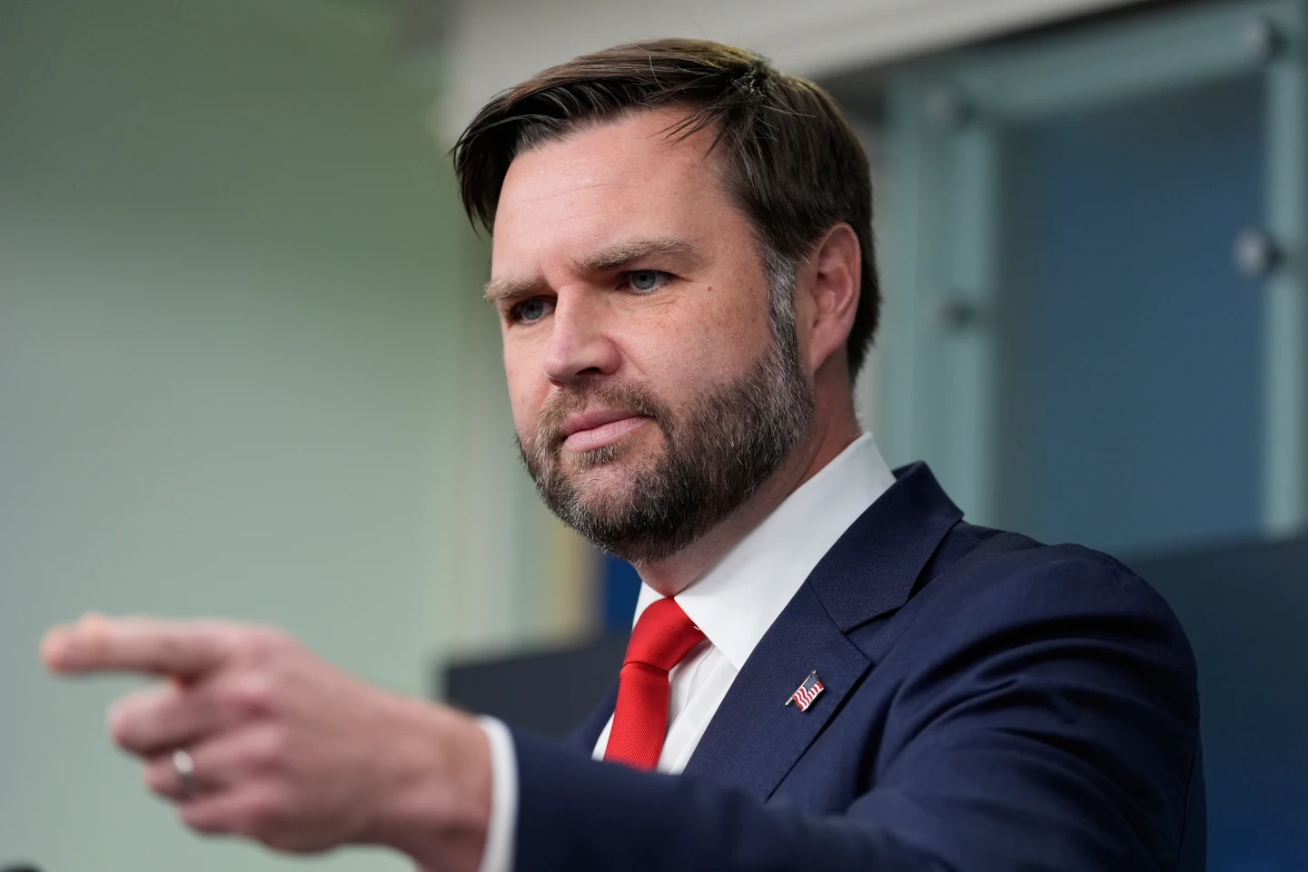Federal Workforce Cuts Loom as Government Shutdown Prolongs