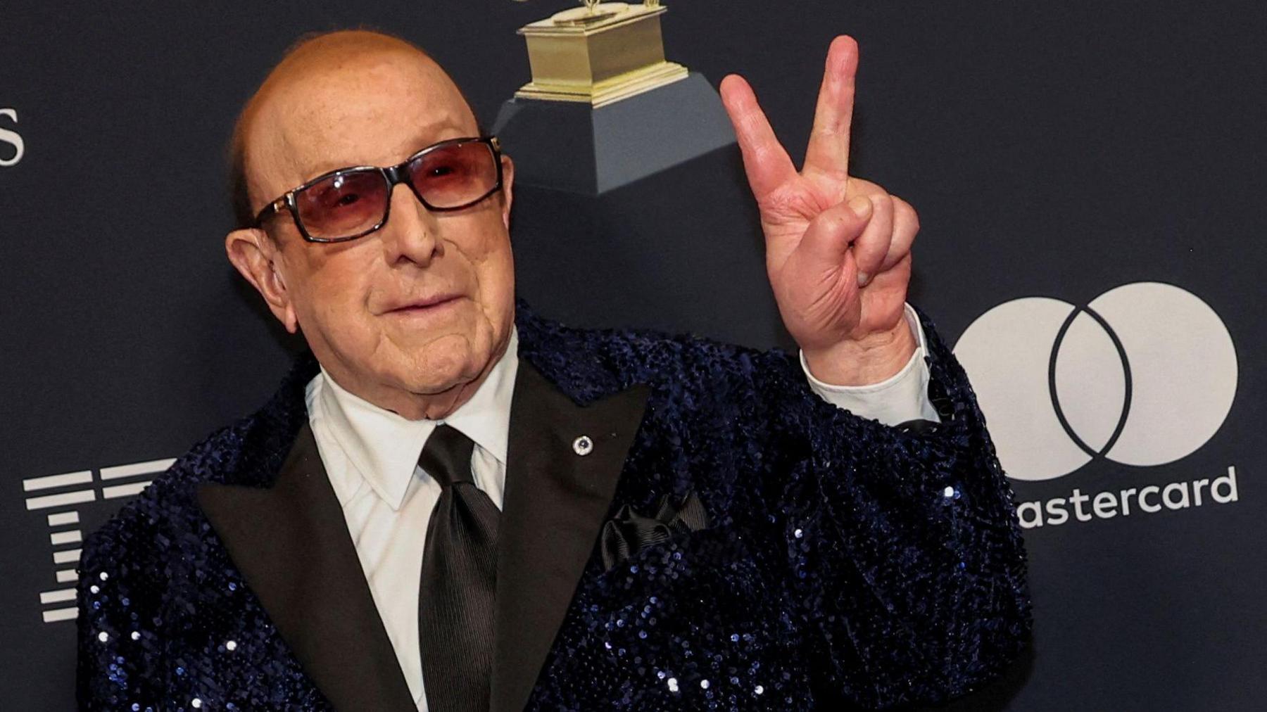 Clive Davis, Music Mogul Who Shaped Legends, Dies at 94