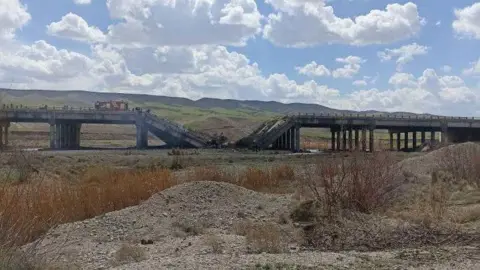 Iranians Reflect on Fragile Ceasefire Amid Uncertainty