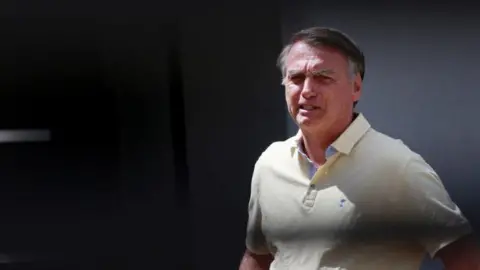 Bolsonaro Faces Conviction: Supreme Court Judges Urge Charges Against Former President