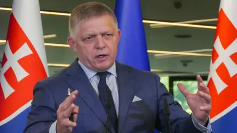 Slovakia Enshrines Two-Sex Recognition in Constitution, Limits Adoption