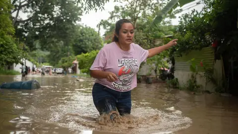 Catastrophic Floods in Mexico Leave 27 Dead, Thousands Affected