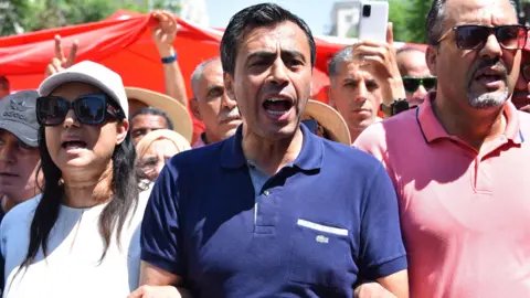 Harsh Sentences for Tunisian Opposition Leaders Amid Political Crackdown