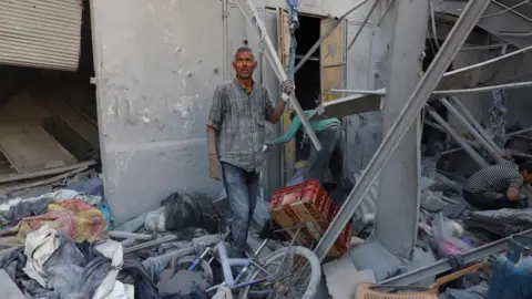 Escalating Violence: Israeli Strikes Claim Countless Lives in Gaza City