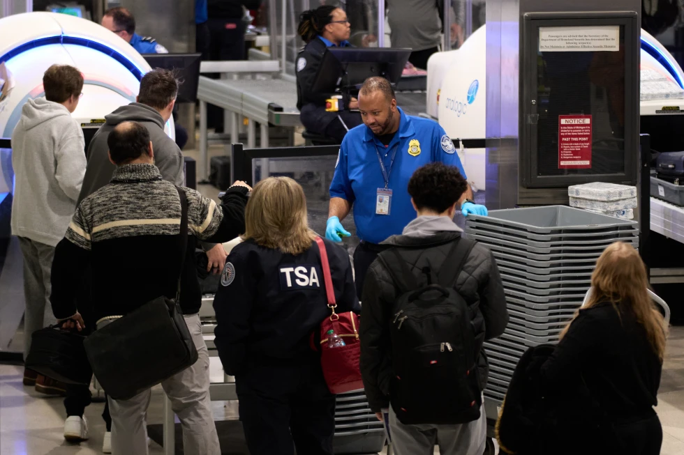 Impact of DHS Shutdown on Airport Security and Travelers