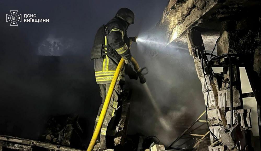 Massive Russian Energy Attack Shrouds Kyiv in Smoke, 8,000 Homes Lose Power for First Time Since Spring