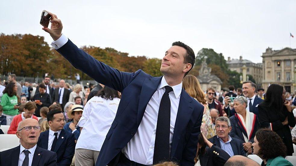 French Hard‑Right Leader Touts 'Total War' Amid Antisemitism Claims