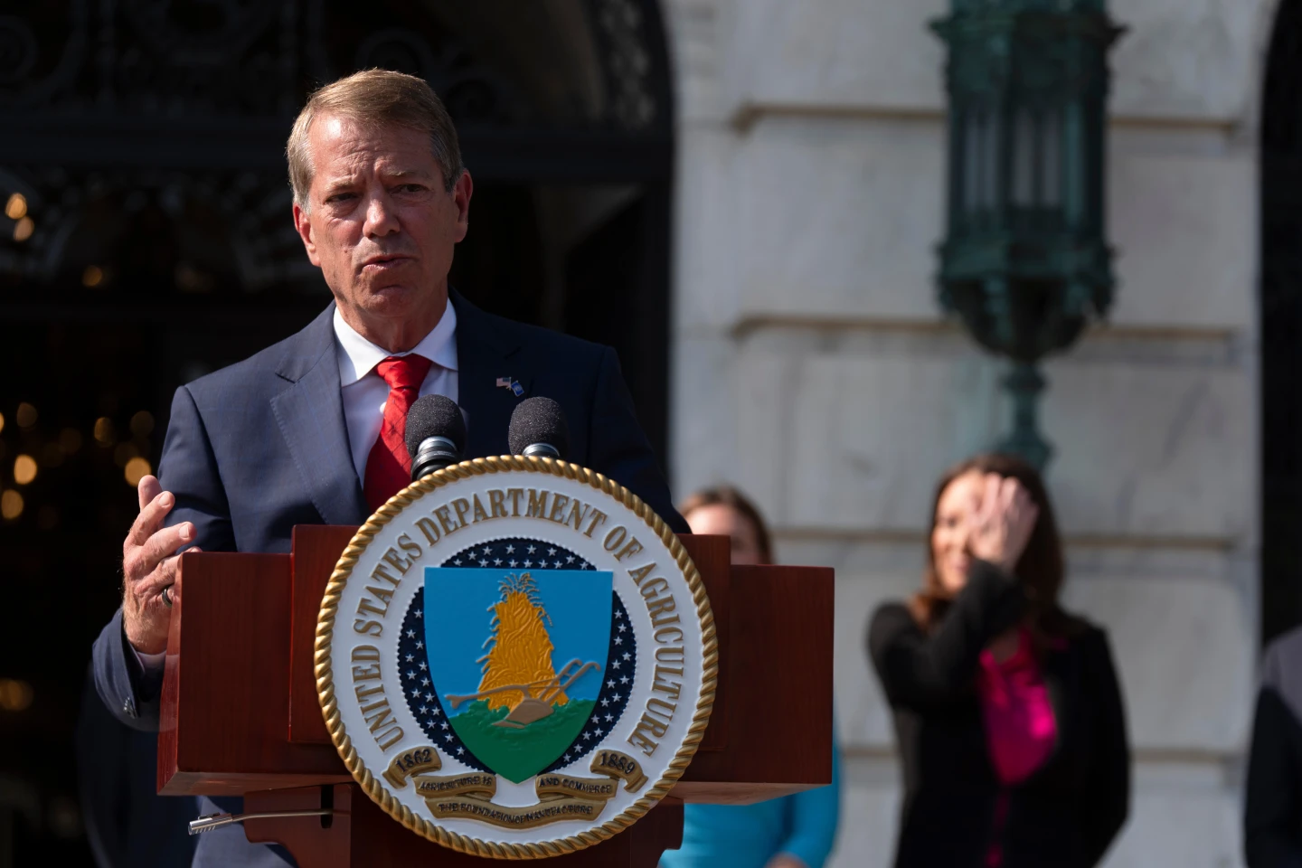 Nebraska Falls into Redistricting Crossfire: GOP Dilemma Unfolds