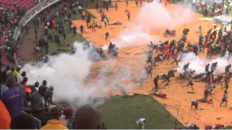 Tragic Chaos as Crowds Flee from Police during Raila Odinga's Body Viewing in Kenya