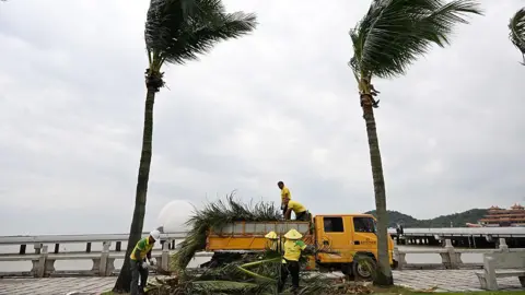Typhoon Ragasa Strikes Southern China: A City on Alert