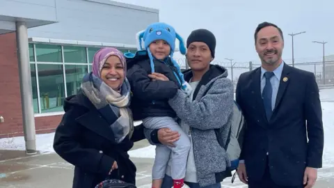 5-Year-Old Boy and Father Released from ICE Detention, Return Home to Minnesota
