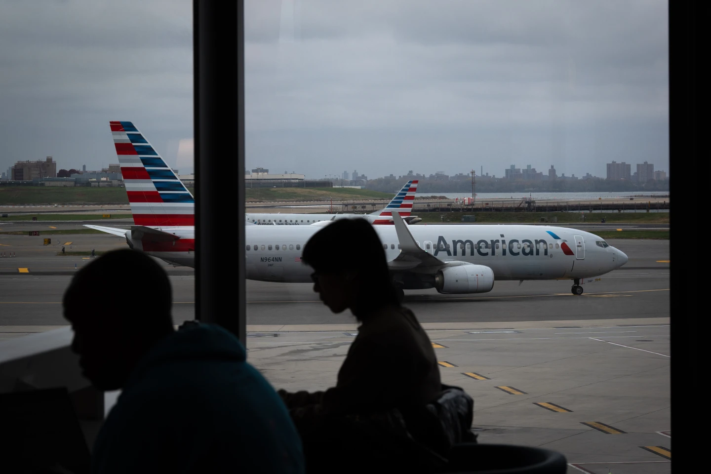 Air Travel Disruptions Worsen as Government Shutdown Continues