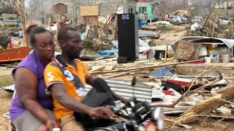 Desperate Wait for Aid in Hurricane-Hit Jamaica: Communities Devastated, Hope Dwindling