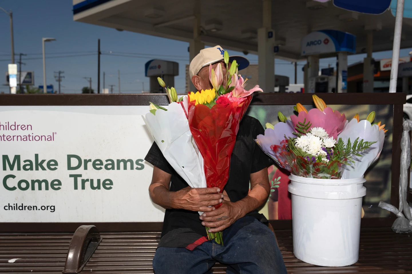 California Enacts New Privacy Protections for Street Vendors Amid Immigration Enforcement