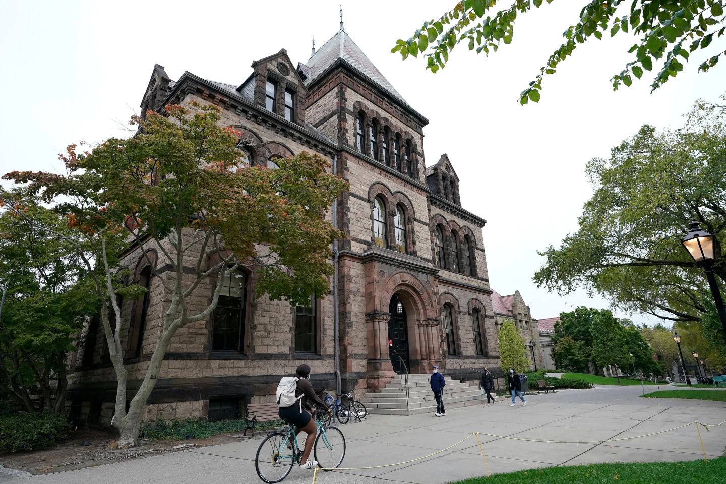 White House Offers Funding Incentives to Colleges with Political Alignment