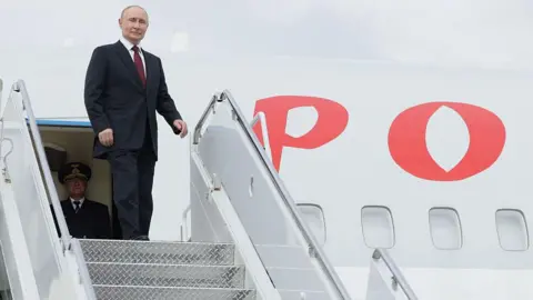 Challenges for Putin's Potential Visit to Budapest Amid EU Airspace Ban