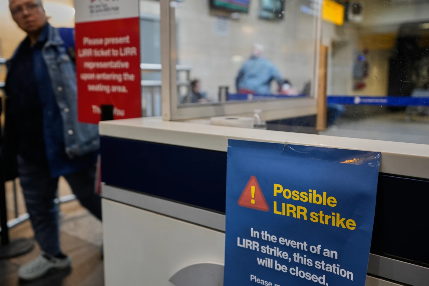 Long Island Rail Road Workers Strike, Disrupting Major Commuter Service