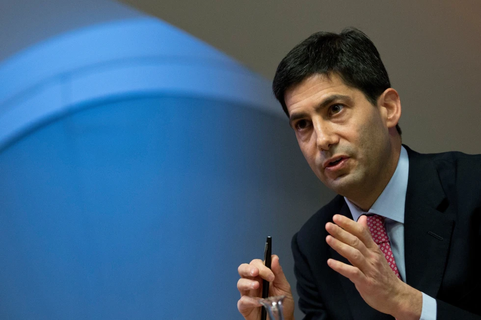 Trump Nominates Kevin Warsh for Fed Chair, Signaling Potential Shift in Monetary Policy