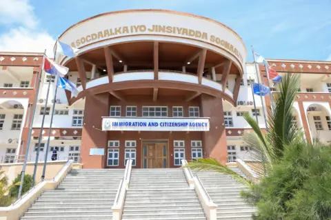 US and UK Alert Over E-Visa Data Breach in Somalia