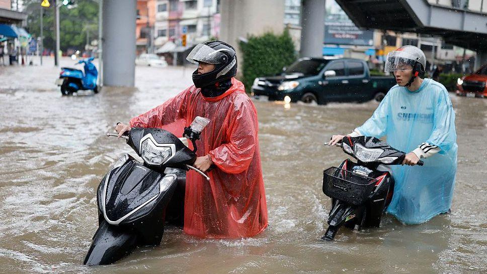 Bangkok Submerged: Floods Force Emergency Declaration