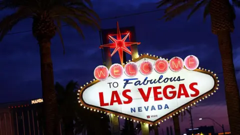 Explosive Device Detonated Outside Las Vegas Restaurant, No Injuries Reported