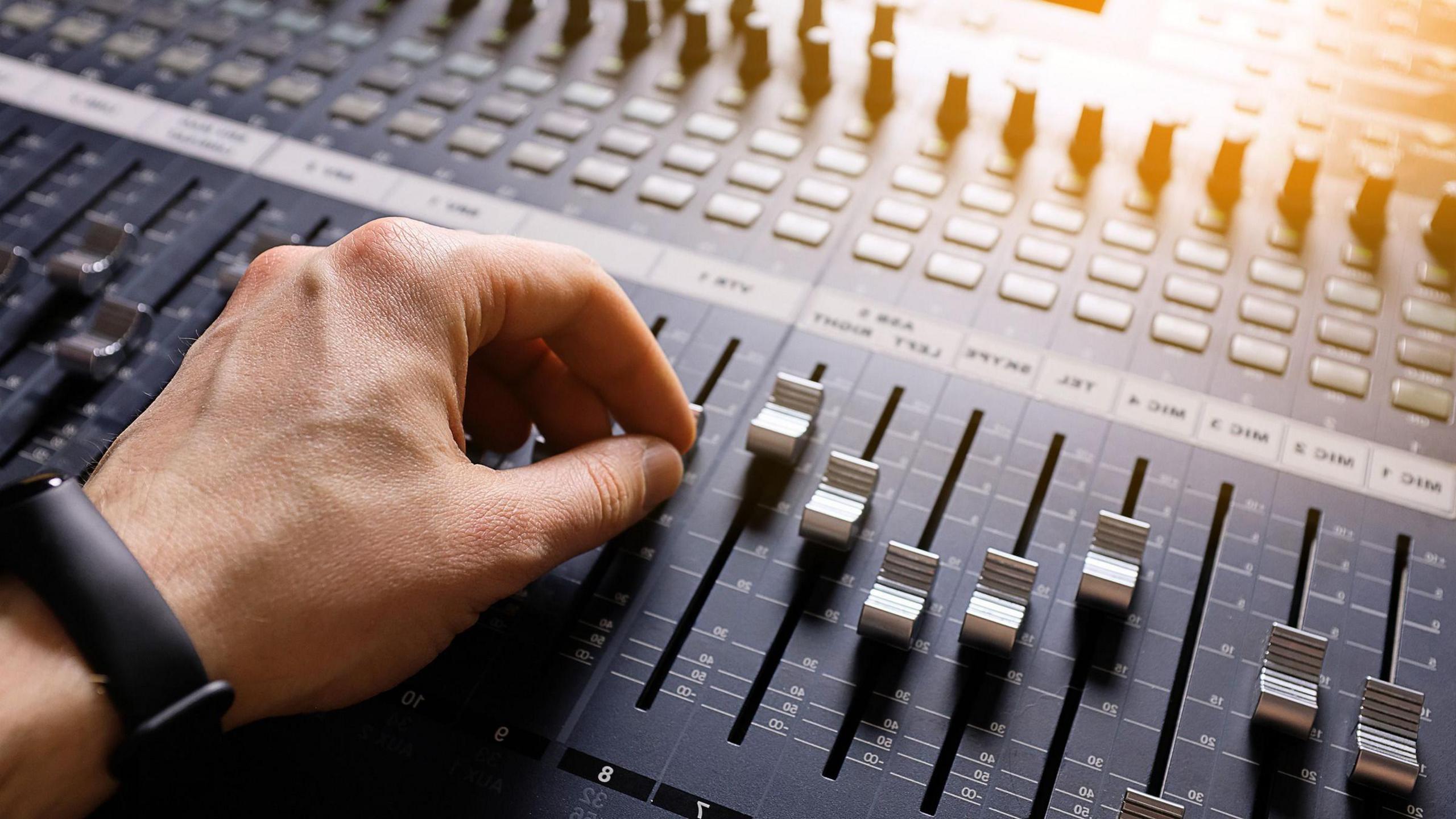 Australia Bans AI‑Generated Songs from Official Charts, Demands Human Touch