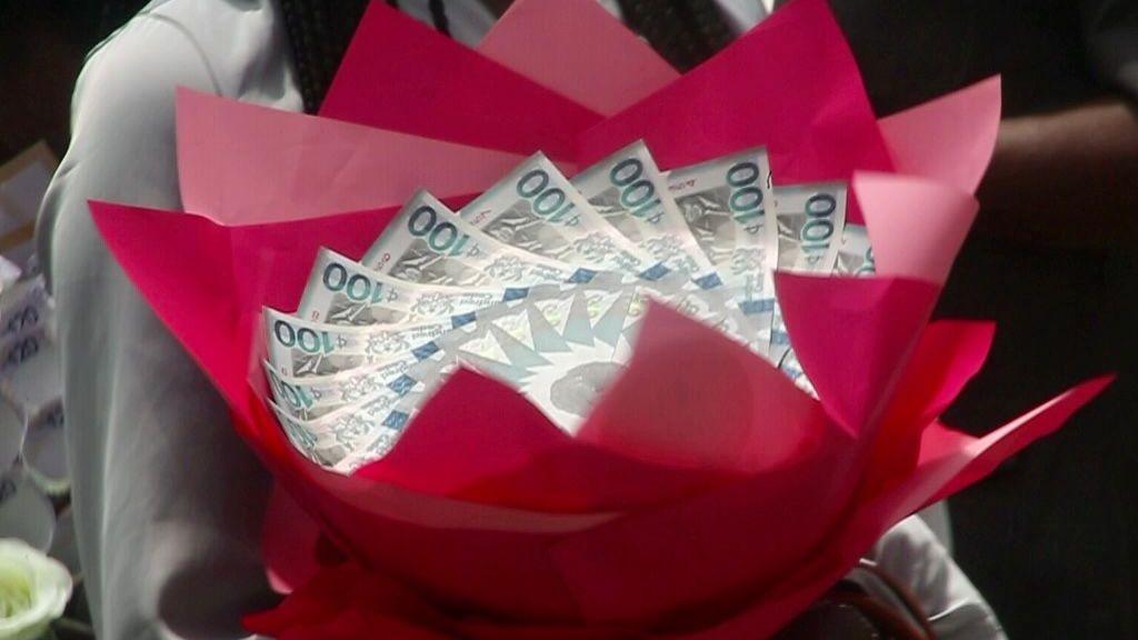 Seven Arrested in Ghana for Illegal Money Bouquets