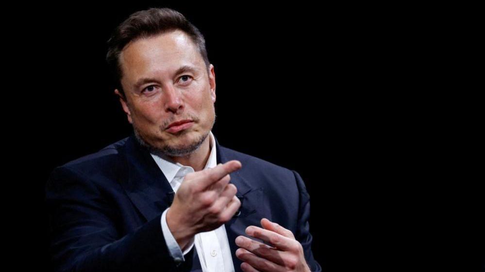 Musk Says U.S. Controls Starlink Limits, Not His Company