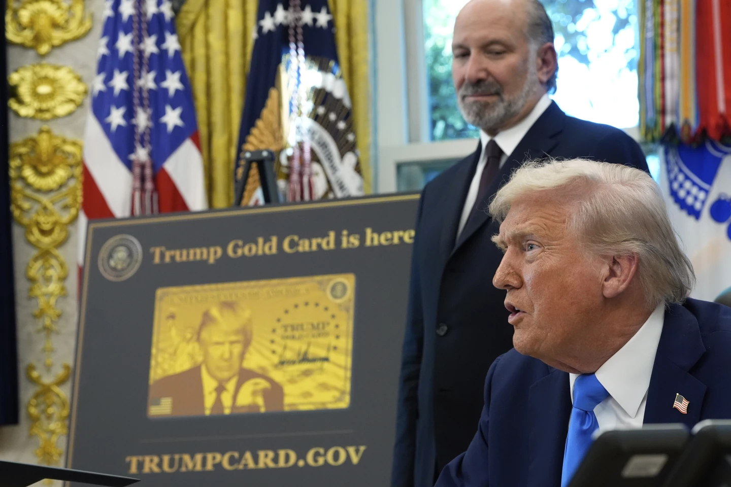 Trump Administration Imposes $100,000 Fee on H-1B Visas, Causing Nationwide Shock