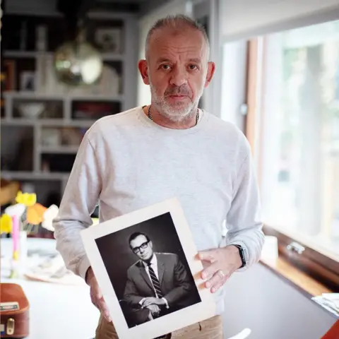 Rediscovered Heritage: How a Hidden Suitcase Unveiled a Family's Lost Fortune and Holocaust Legacy