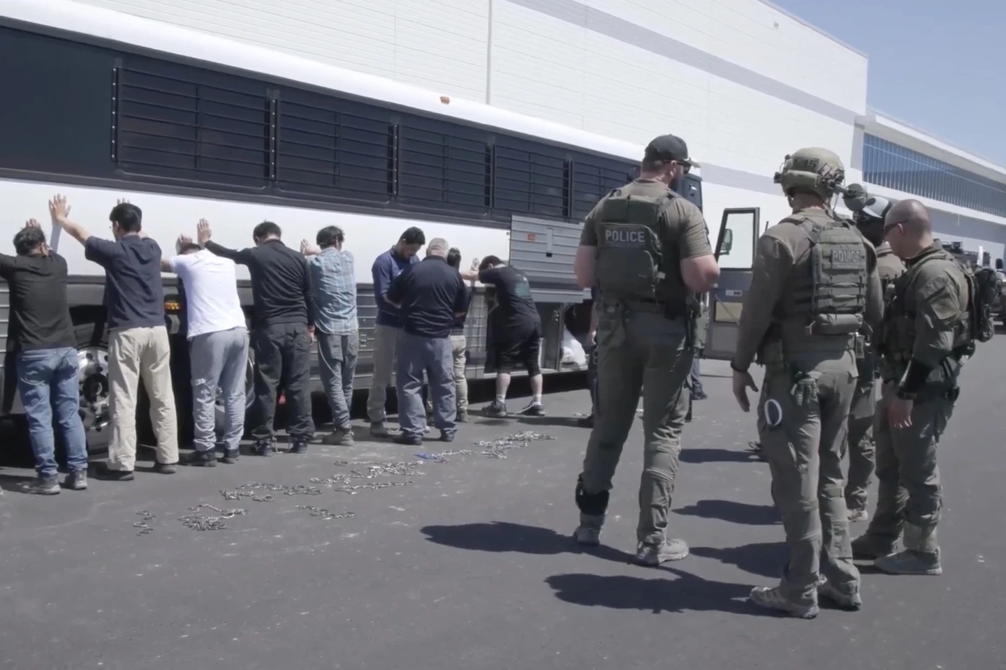 Release of Detained South Korean Workers Following Immigration Raid at Hyundai Plant