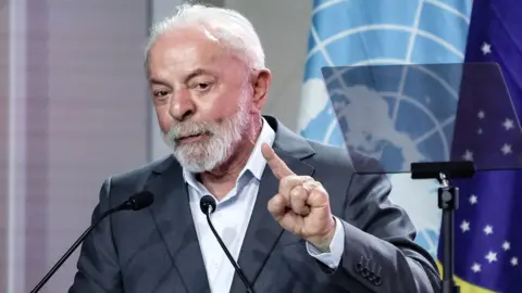 Lula Calls for Action Against Climate Deniers at COP30