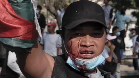 Madagascar Government Claims Power Seizure Attempt Amid Rising Unrest