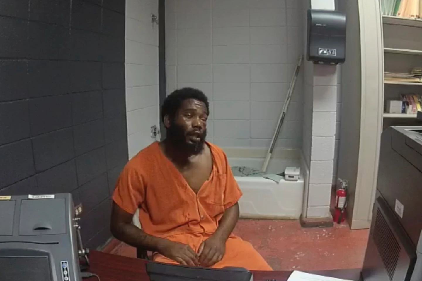 Louisiana Deputies Cleared in Beating of Arrestee Despite Federal Charges