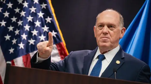 Federal Forces in Minneapolis to 'Draw Down' Following Controversial Shootings