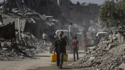 US Vice-President Vance Mobilizes for Gaza Ceasefire Negotiations